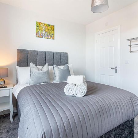 Host & Stay - The Bull Inn, 3 Double Rooms Fernhill Heath Exterior photo